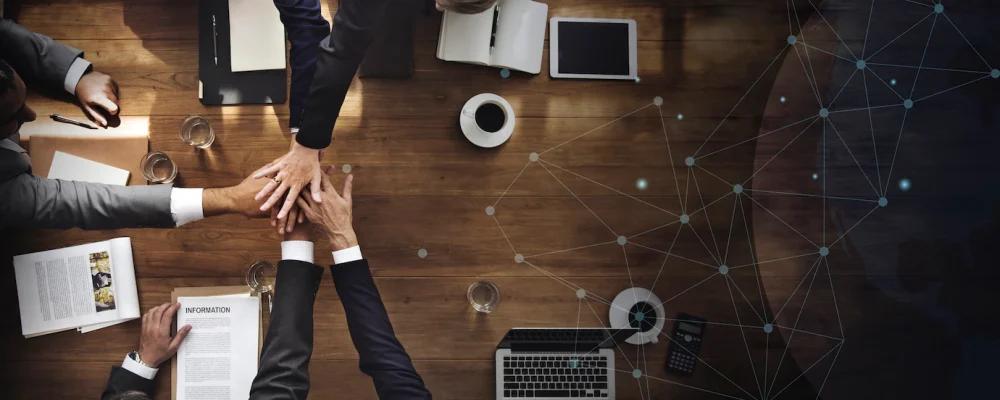 aerial-view-business-team_53876-124515